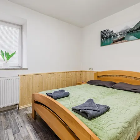Lägenhet Lev With Terrace And 2 Bedrooms *