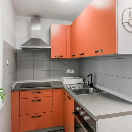 Lägenhet Lev With Terrace And 2 Bedrooms *